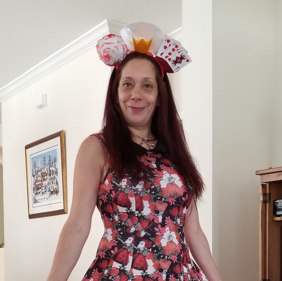 Meet your Host Posh-keteer Ambassador Starletto for nightly shows with Music - Picture 13 of 15